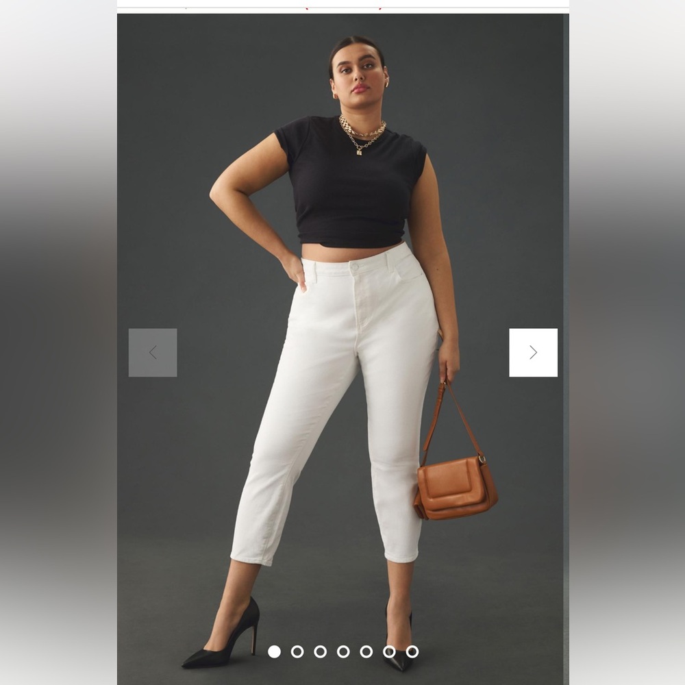 Like-new Paige Hoxton Crop jeans